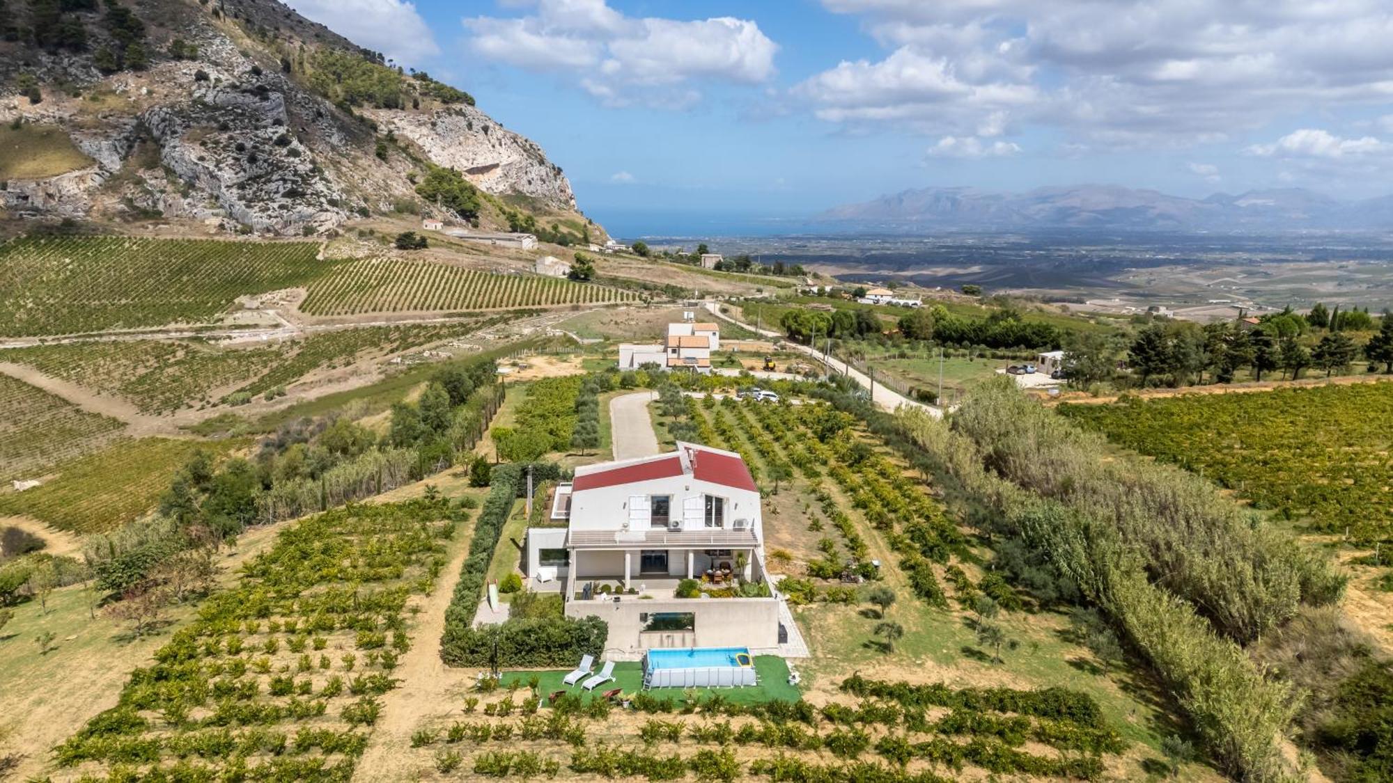 Villa Bonifato Vista Sulle Campagne E Sul Mare Siciliano Cozy House Italy Алькамо Екстер'єр фото
