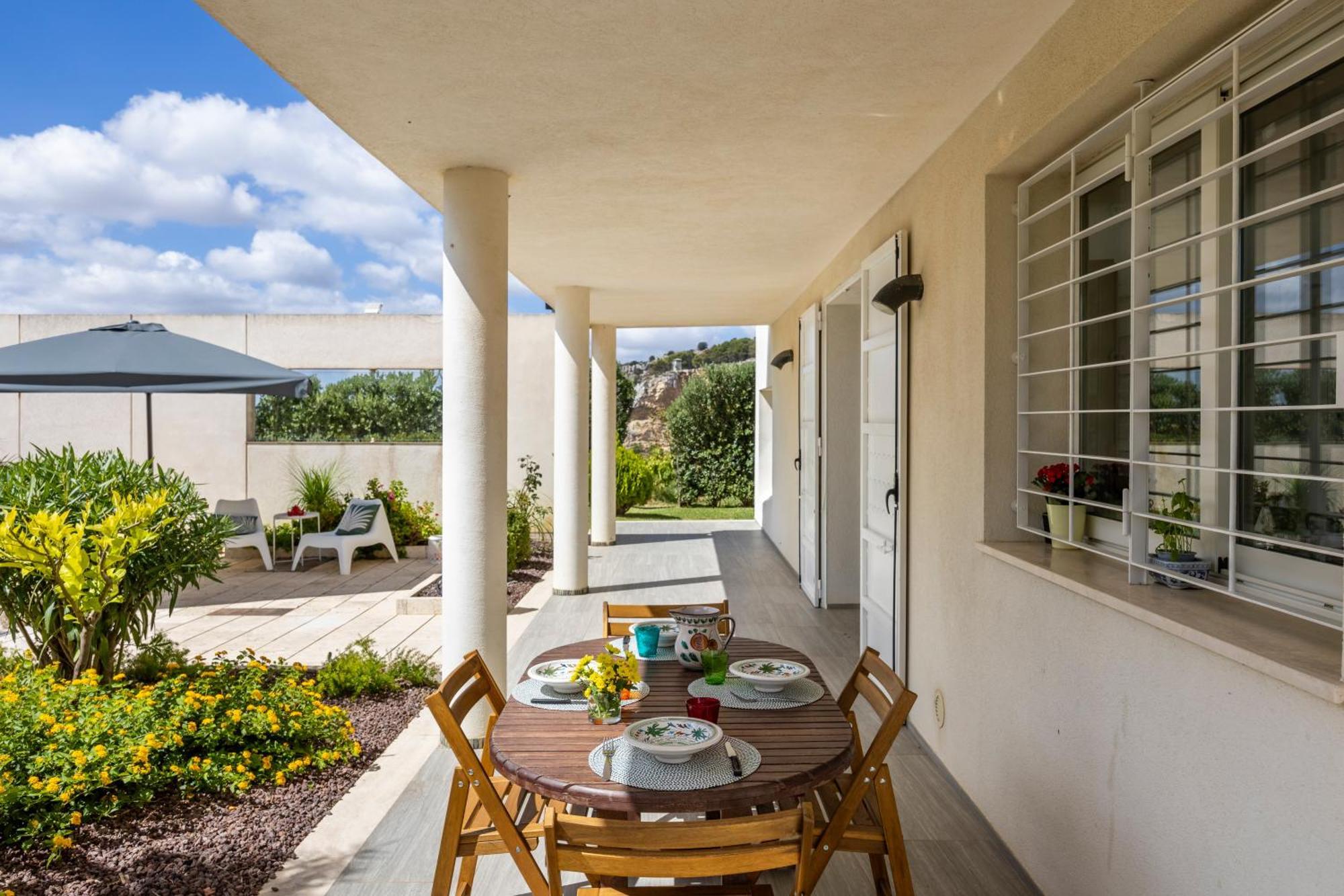 Villa Bonifato Vista Sulle Campagne E Sul Mare Siciliano Cozy House Italy Алькамо Екстер'єр фото